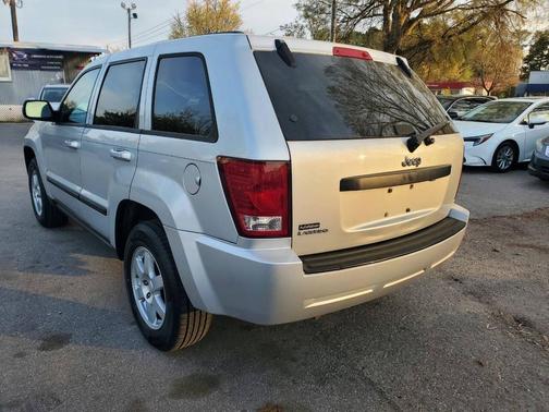 Bright Silver Metallic Clearcoat 2008 Jeep Grand Cherokee Laredo