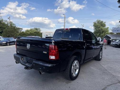 Brilliant Black Crystal Pearlcoat 2011 Dodge Ram 1500 Sport