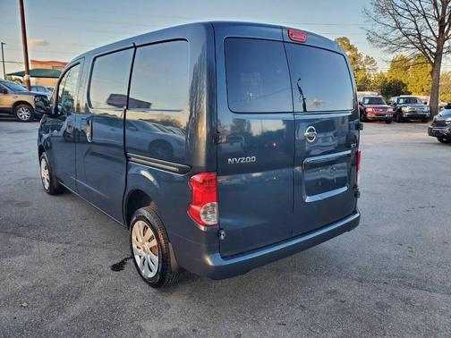 2017 Nissan NV200 SV
