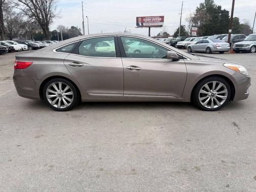 2012 Hyundai Azera Base