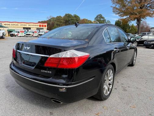2011 Hyundai Genesis 3.8