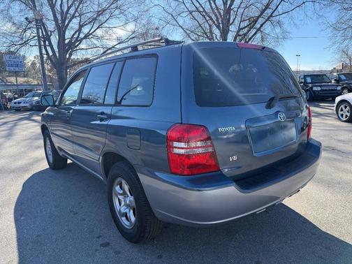 2003 Toyota Highlander Base