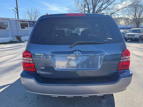 2003 Toyota Highlander Base