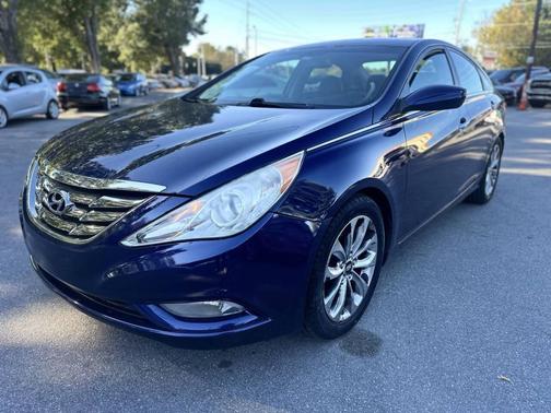 2011 Hyundai SONATA SE