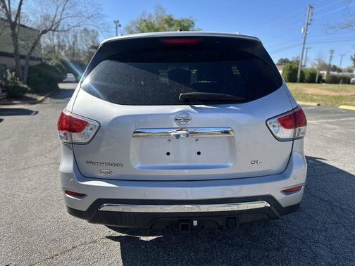 2013 Nissan Pathfinder SL