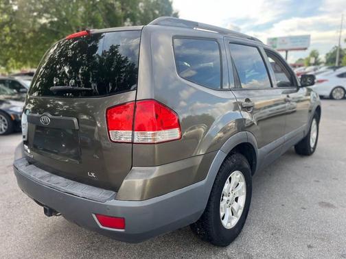 2009 Kia Borrego LX