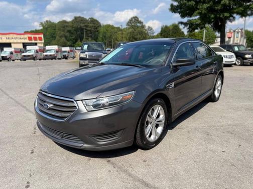 Titanium 2016 Ford Taurus SE