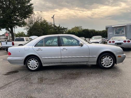 2001 Mercedes-Benz E-Class E 320 4dr Sedan