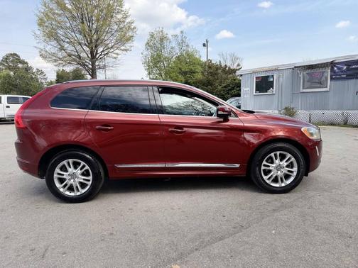 2016 Volvo XC60 T5 Drive-E Premier