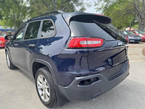 True Blue Pearlcoat 2016 Jeep Cherokee Sport