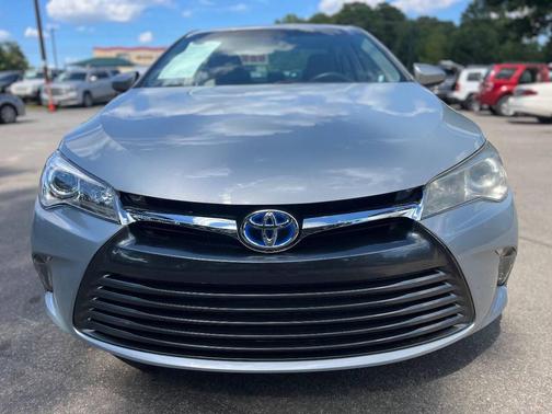 2017 Toyota Camry Hybrid SE