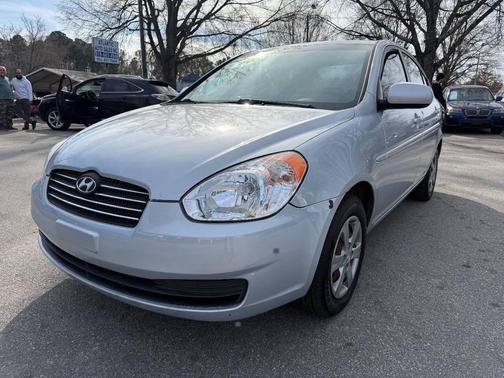 2011 Hyundai Accent SE