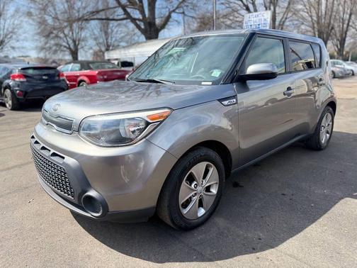 2016 Kia Soul Base