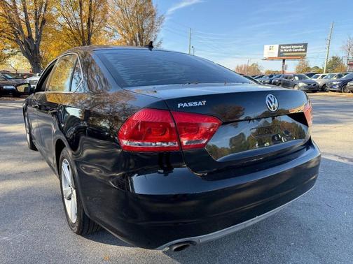 2013 Volkswagen Passat 2.5 SE