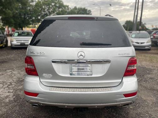 2011 Mercedes-Benz M-Class 4MATIC