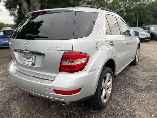 2011 Mercedes-Benz M-Class 4MATIC