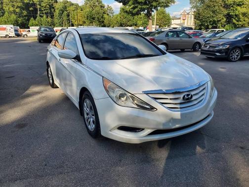 2012 Hyundai SONATA GLS