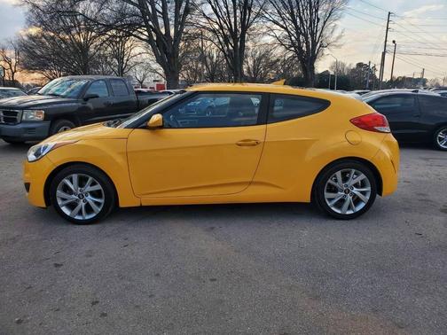 2016 Hyundai Veloster Base