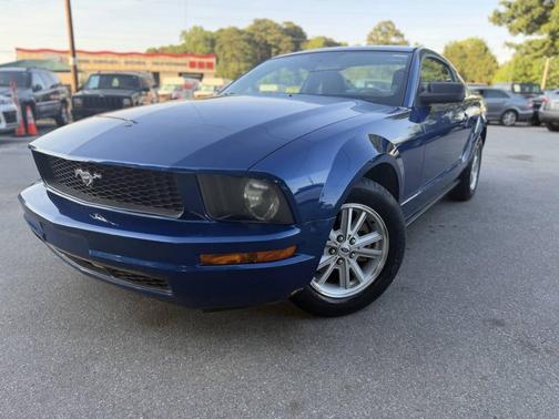 Blue 2006 Ford Mustang Base
