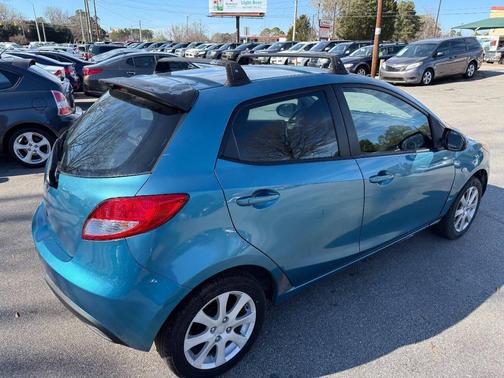 2011 Mazda Mazda2 Touring