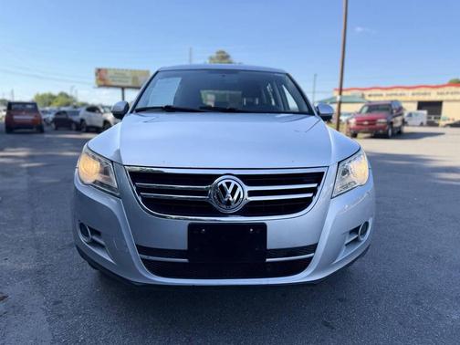 Reflex Silver Metallic 2011 Volkswagen Tiguan S