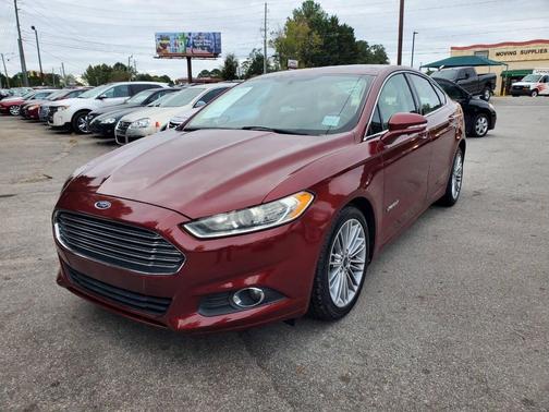 2014 Ford Fusion Hybrid SE