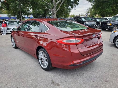 2014 Ford Fusion Hybrid SE