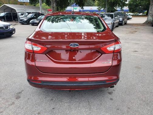 2014 Ford Fusion Hybrid SE