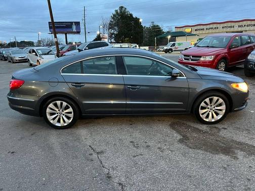 2010 Volkswagen CC Sport