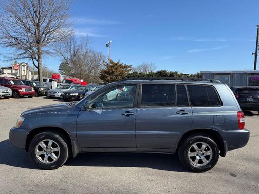 2005 Toyota Highlander Base