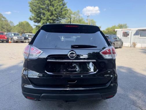 Magnetic Black 2016 Nissan Rogue S