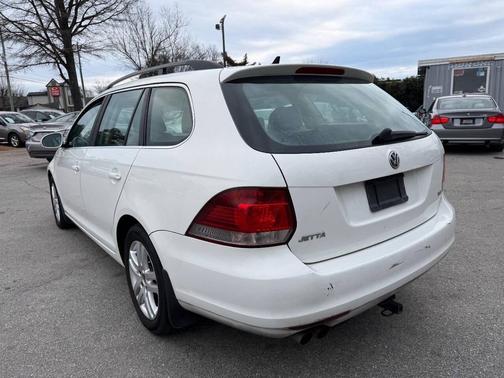 2013 Volkswagen Jetta SportWagen TDI