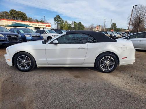 2014 Ford Mustang V6 Premium