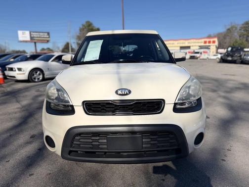 2013 Kia Soul +