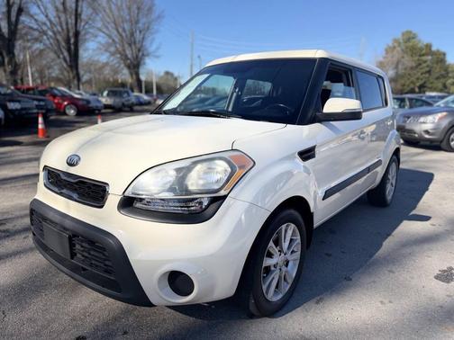 2013 Kia Soul +