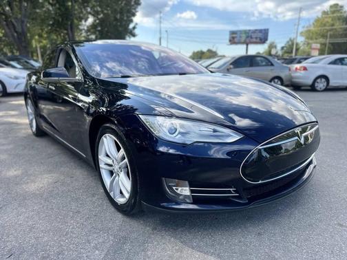 2014 Tesla Model S 85