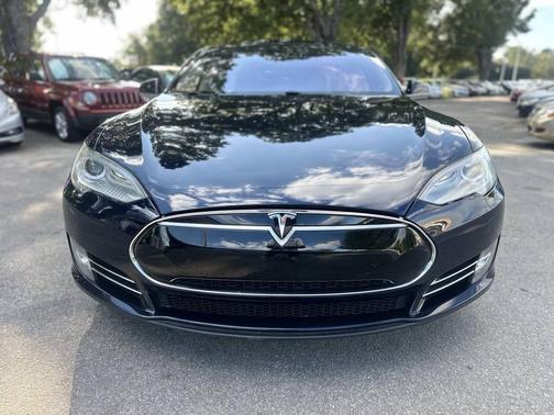 2014 Tesla Model S 85