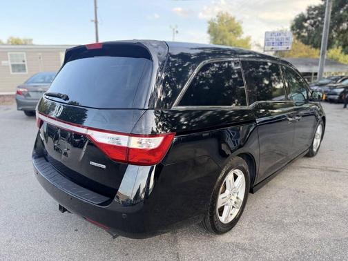 Crystal Black Pearl 2011 Honda Odyssey Touring