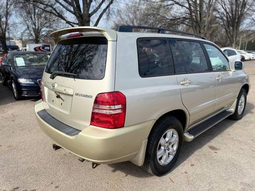 2002 Toyota Highlander Base