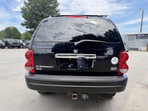 Black Clearcoat 2005 Dodge Durango SLT