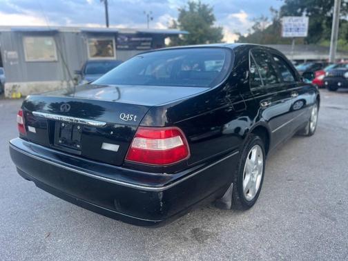 1999 INFINITI Q45 Base 4dr Sedan