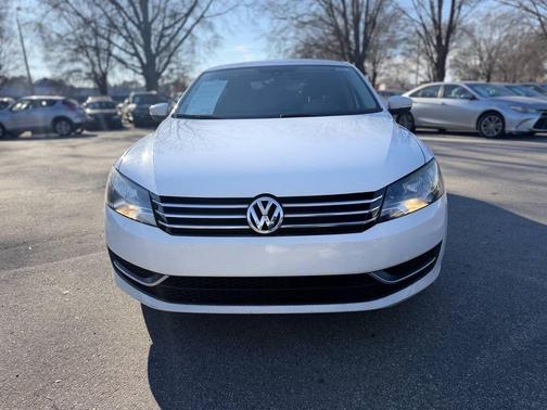 2014 Volkswagen Passat 1.8T S