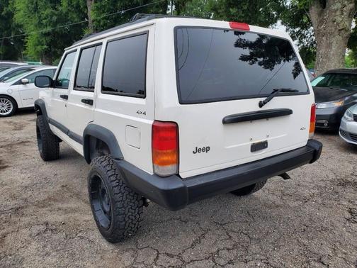 Stone White Clear Coat 1998 Jeep Cherokee Sport 4WD