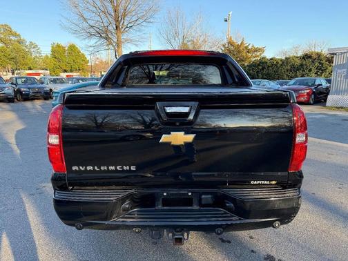 2013 Chevrolet Avalanche LT