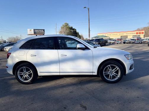 2017 Audi Q5 2.0T Premium Plus
