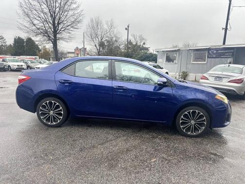 2015 Toyota Corolla S Plus