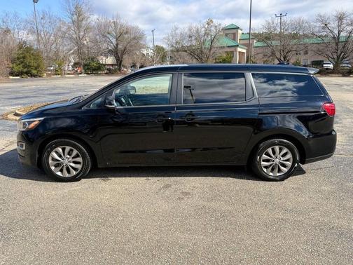 2019 Kia Sedona LX