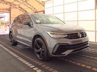 Platinum Gray Metallic 2023 Volkswagen Tiguan 2.0T SE R-Line Black 4MOTION