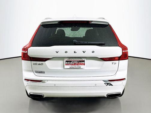 2021 Volvo XC60 T5 Inscription