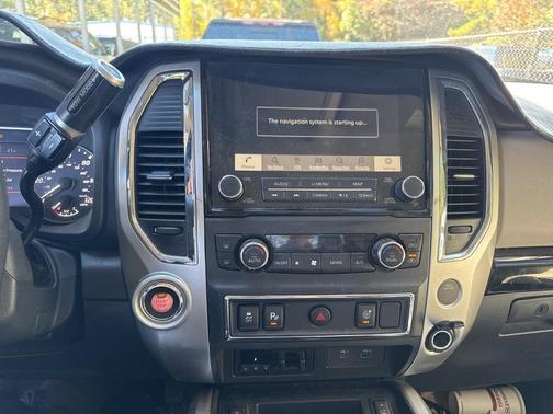 2020 Nissan Titan SV